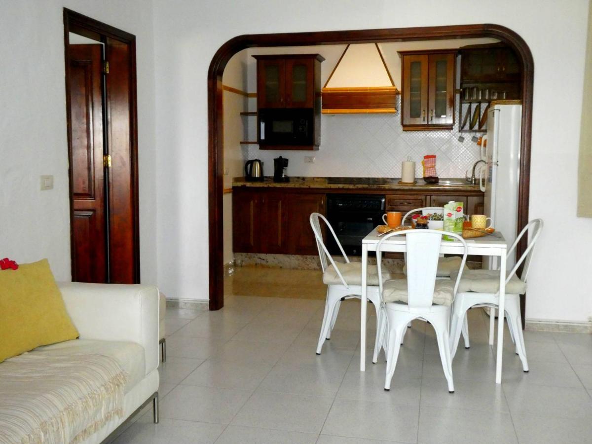 Apartamento Los Llanitos En La Asomada Tias Exterior photo